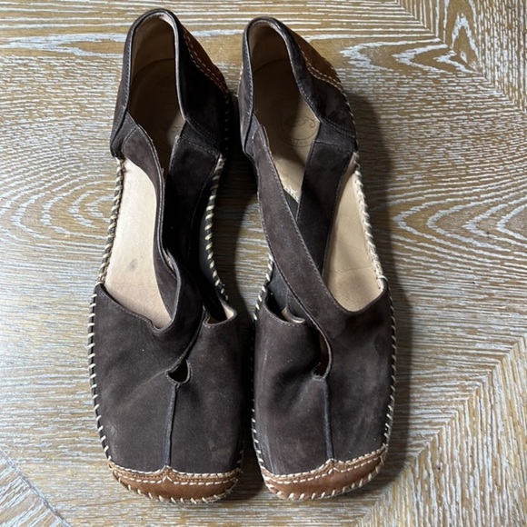 NURTURE Brown Leather Stitch Closed Toe Sandals - Picture 4 of 12